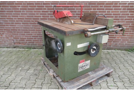 Cirkelzaag machine  HARWI  130 S  7,5 pk zaagblad 500 mm. Used.